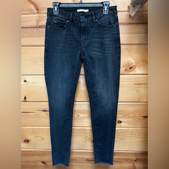 Levi's Denim - Levi Women’s 711 Skinny